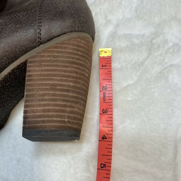 Sbicca Brown Ankle Boots - Picture 7 of 7